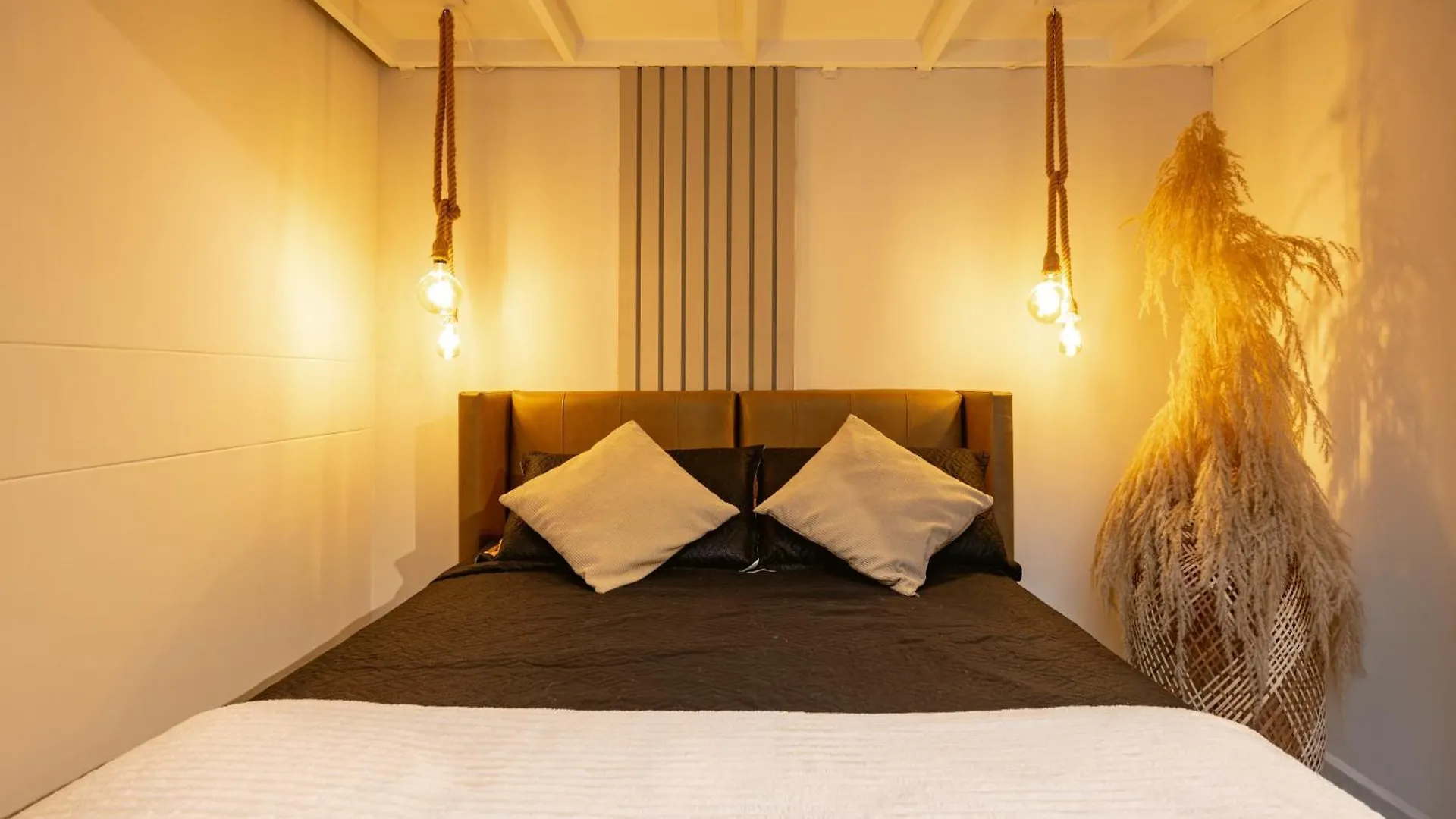 Tst 212 Apartman Medellín