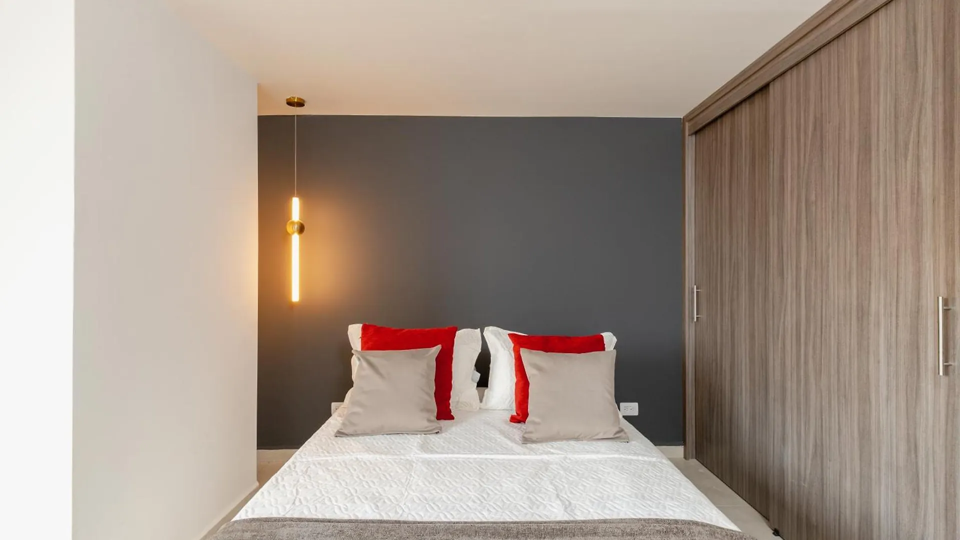 Tst 212 Apartman Medellín 0*,  Kolumbia