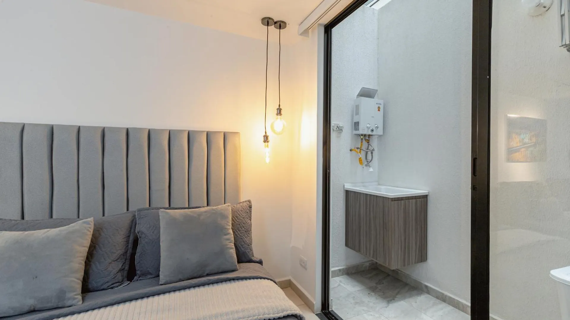 Tst 212 Apartman Medellín