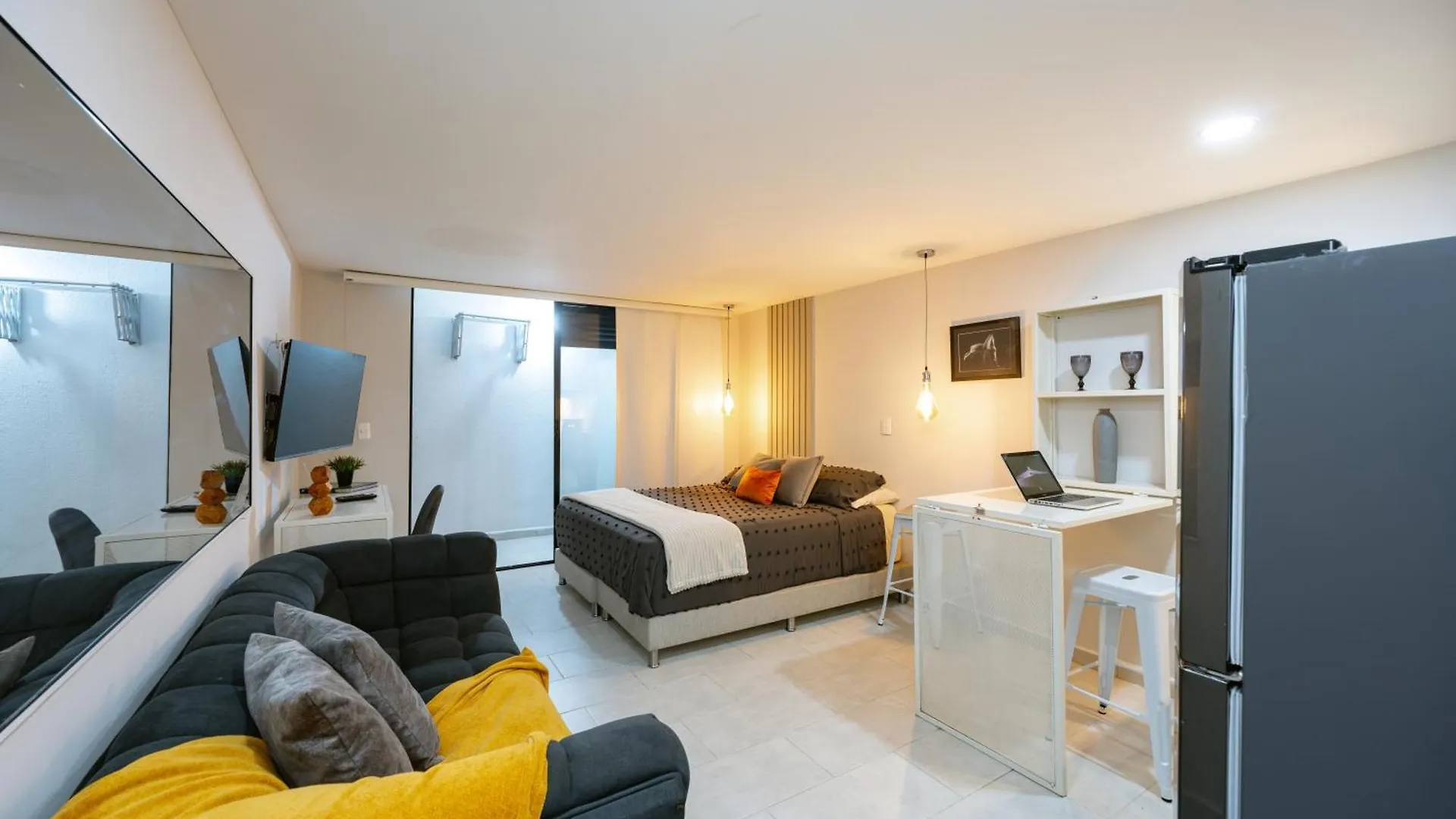 Tst 212 Apartman Medellín