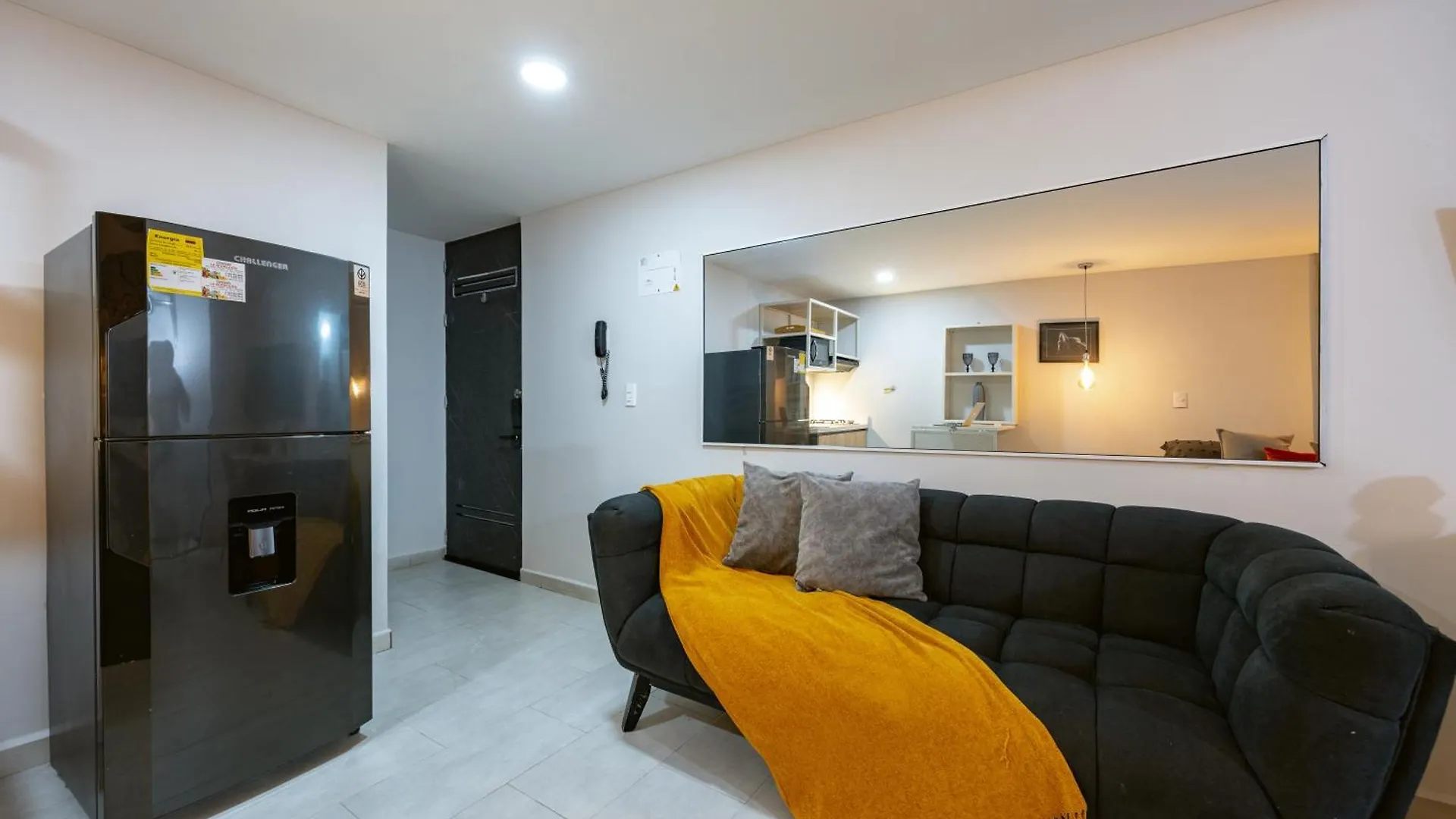 Tst 212 Apartman Medellín 0*,  Kolumbia
