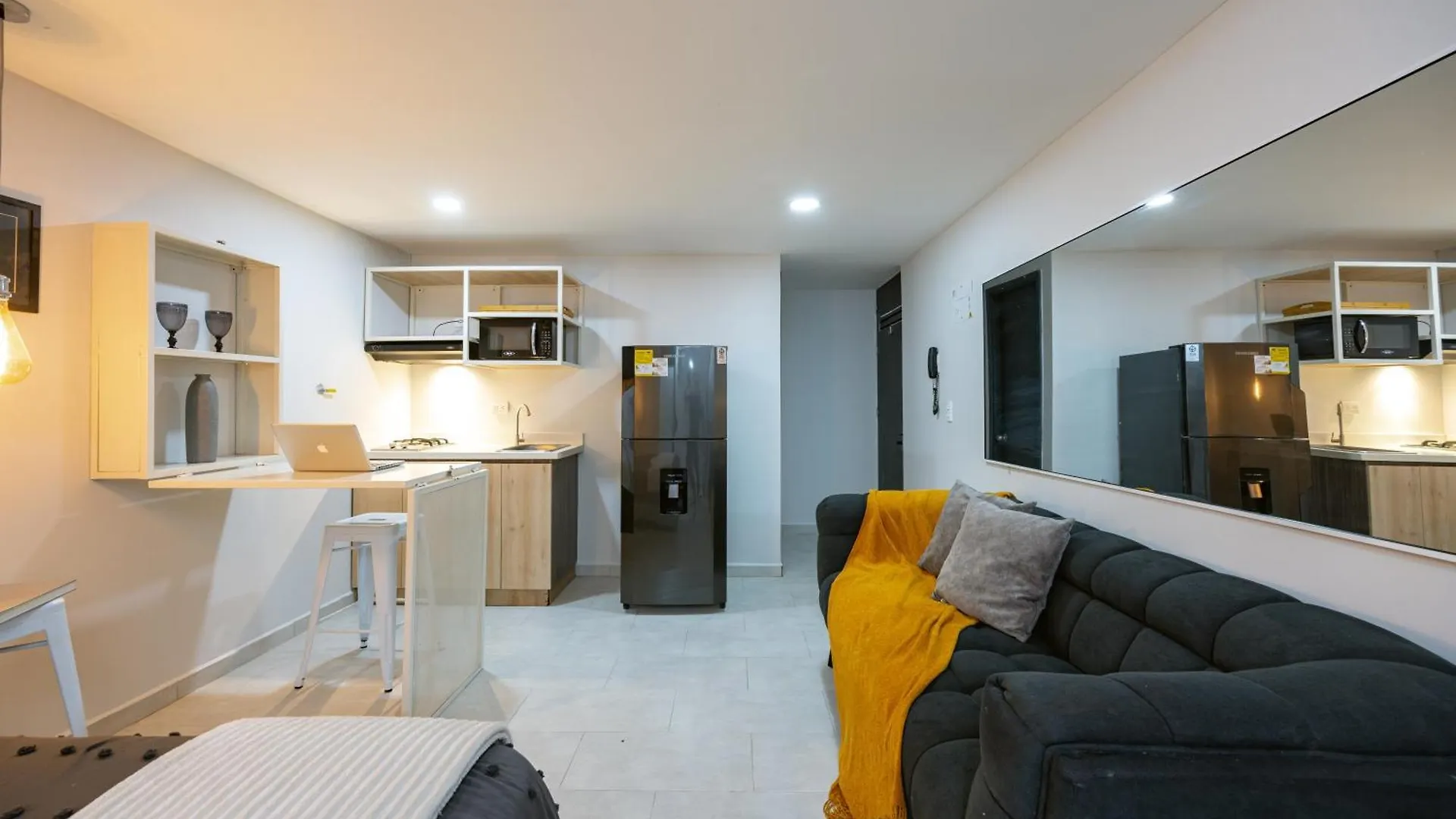 Tst 212 Apartman Medellín