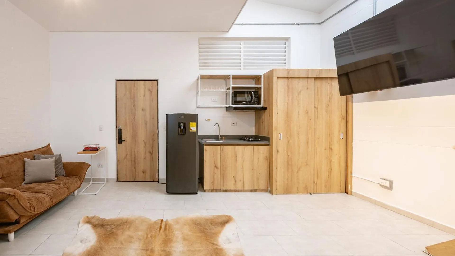 Tst 212 Apartment Medellin Colombia