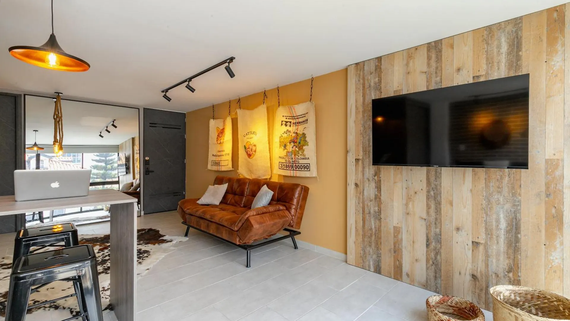 Tst 212 Apartment Medellin