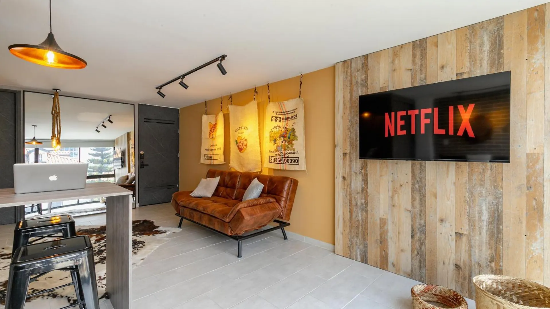 Tst 212 Apartment Medellin