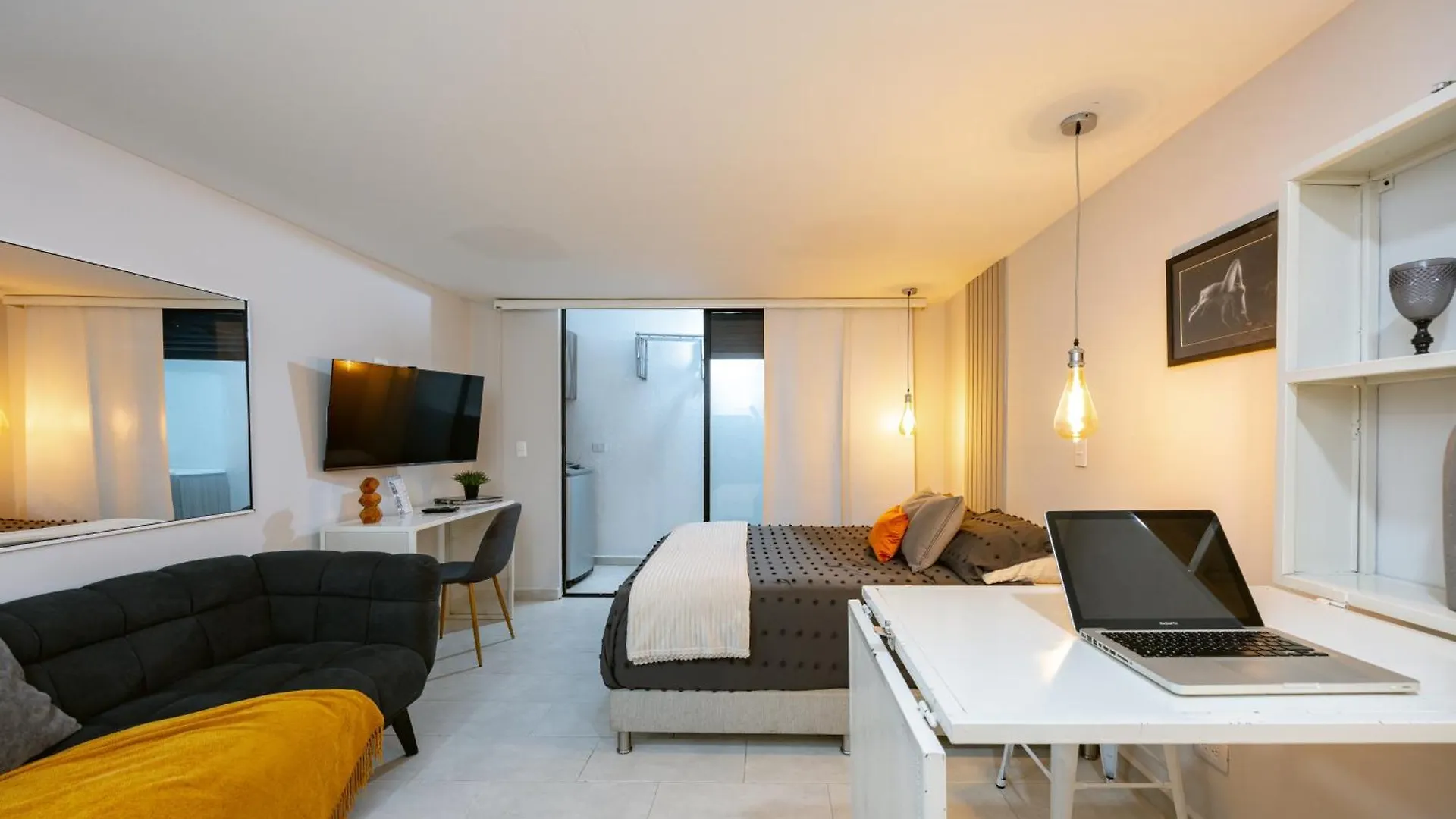 Tst 212 Apartment Medellin Colombia